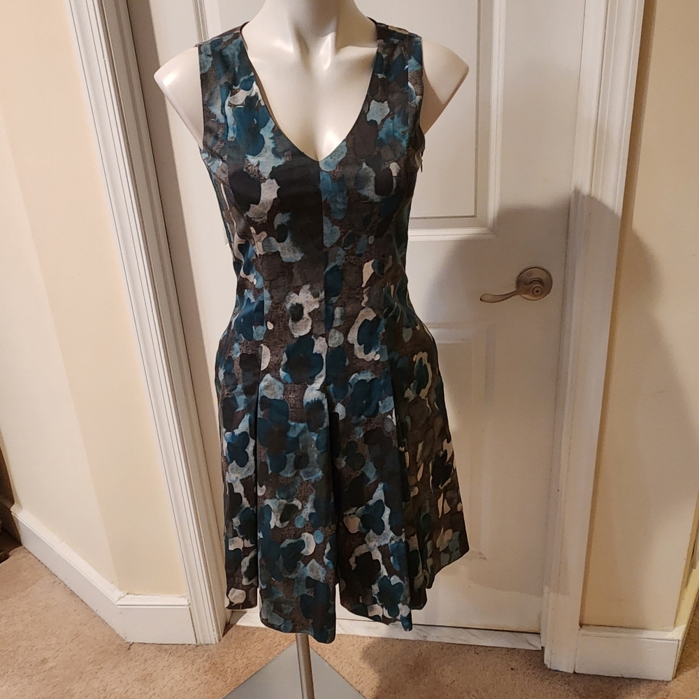 Lavia Saks off 5th new with tags turquoise dress with pockets size 8